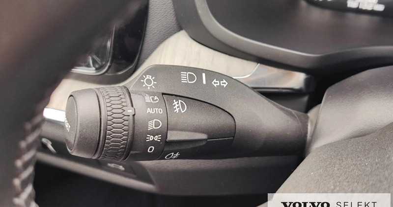 Volvo V60 Cross Country cena 174500 przebieg: 58544, rok produkcji 2021 z Krosno małe 704